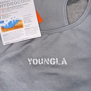 NWT YoungLA Light Gray Sleeveless stretch tank, size L